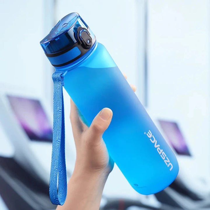 Sports Water Bottle - Outdoor Travel Portable Leakproof , BPA-Free Plastic Bottle, Available in 500ml or 1000ml